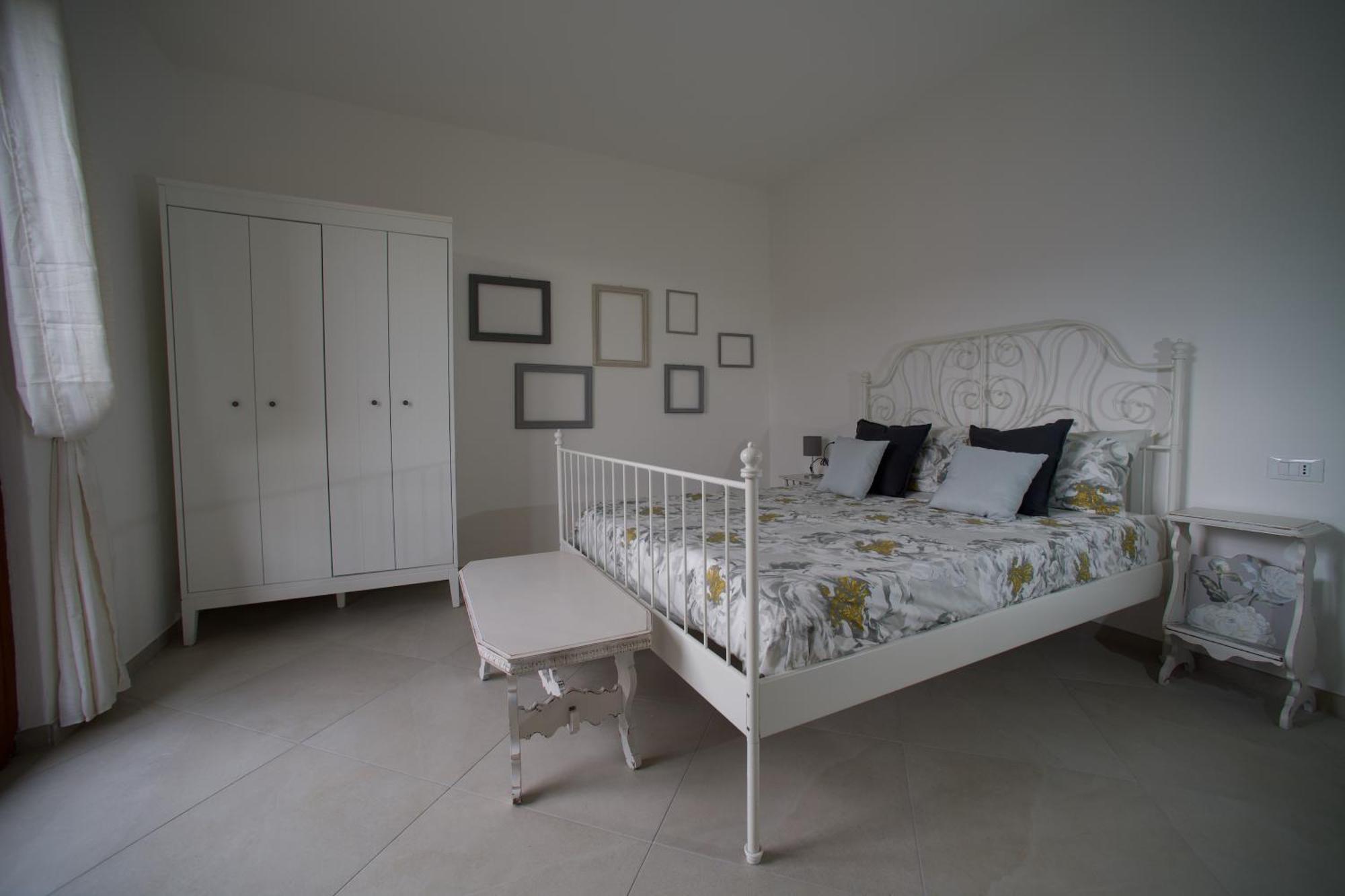 Villa Vittoria Erba Bagian luar foto